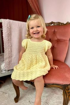 crochet baby girls dress newborn frills handmade white new
#ad Crochet Dress Girl, Crochet Baby Girl Dress, Crochet Baby Blanket Free Pattern, Baby Dress Pattern, Crochet Baby Dress Pattern, Crochet Kids, Shell Stitch, Dress Crochet