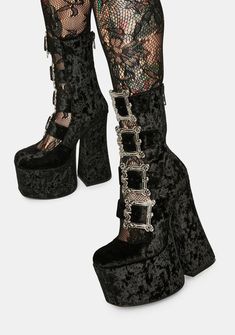 Punk Plaid, Occult Fashion, Victorian Goth, Black Dolls, New Rock, Aesthetic Shoes