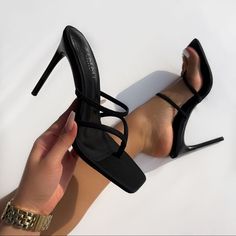 SIMMI black square toe heels! High Heel Thong Sandals, High Heel Slippers, Black Stilettos, Heel Slippers, Blue Heels, High Heels Stilettos, High Heel Sandals, Womens Heels, Black Heels