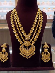 Rani Haar Long Necklaces Gold Indian Jewelry Jewellery Designs, Gold Ornaments For Women, Sankha Pola Design, Raani Haar Gold Jewellery Designs, Gold Rani Haar Indian, Haar Design In Gold, Bridal Jewellery Indian Royals, Rani Haram Designs Gold, Rani Haar Gold Jewellery Designs