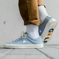 Converse One Stars, Golf Le Fleur Converse, Aesthetic Converse, Model Citizen, Converse Star, Adidas Skateboarding, Diy Vetement, Converse One Star, Supermodels Runway