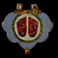 Enamelled Gold Kavach Pendent with Vishnupada Motifs, India, 19th century Wedding Accessories Jewelry, Jewelry Indian, Gold Enamel, Antique Jewellery