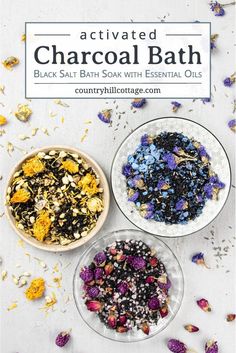 How to make easy DIY floral bath soak recipes scented with essential oils and natural organic ingredients. The relaxing activated charcoal bath is made with Himalayan salt and calming lavender. Herbal black salt bath is great for stress, detox, sinus and sore muscles. Suitable for kids and men. Includes packaging/container tips and free printable labels for holiday gifts, wedding favors, Christmas or Mothers Day. Can be made in bulk to sell. #diybathsalts #essentialoils | countryhill-... Lavender Bath Soak, Floral Bath Soak, Diy Activated Charcoal, Diy Charcoal, Bath Diy, Bath Salts Gift