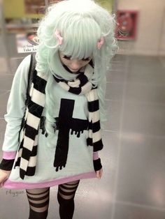 ꕮ ‿‿Style, pastel Goth, substyle, subculture, goth, pastel colors, kawaii clothes Bubble Goth, Grunge Summer, Pastel Punk, Pastel Goth Outfits, Estilo Harajuku, Kawaii Pastel Goth, Japan Kawaii, Harajuku Girls, Pastel Goth Fashion