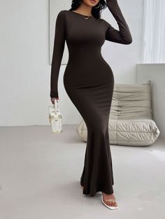 Features: Backless Sheer: Opaque Stretch: Highly stretchy Body: Not lined Material composition: 94% polyester, 6% elastane Care instructions: Machine wash cold. Tumble dry low. Imported Size US Length Bust Shoulder Sleeve Length Waist Hip S 4 55.1 29.1 12 24.4 24.4 30.7 M 6/8 55.5 30.7 12.4 24.8 26 32.3 L 10/12 55.9 33.1 12.8 25.2 28.3 34.6 XL 14 56.3 35.4 13.2 25.6 30.7 37 Hugging Silhouette, Ballerina Shoes Flats, Body Dress, Sleeve Maxi Dress, Long Sleeve Maxi, Maxi Dress Blue, Simple Jewelry, High Neckline, Long Sleeve Maxi Dress