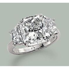 a three stone diamond ring,