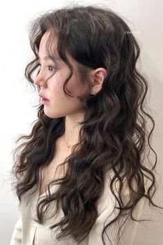 2c Haircut Bangs, Wavy Hair Perm, Korean Hairstyles, Natural Wavy Hair, Haircuts For Wavy Hair