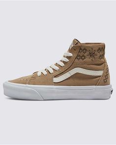 Sk8-Hi Tapered Shoe Fuzzy Vans High Top, High Top Shoes Outfit, Native Outfits, Vans High Tops, Vans High, Cowgirl Accessories, Vans Store, High Top Shoe, Jane Clothing