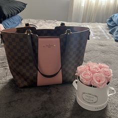 N Good Shape And Condition A Few Stand Inside . Can Be Clean And Remove Dust Bag Is Available No Strap Belt . Be Clean, Tote Outfit, Bags Louis Vuitton, Louis Vuitton Bags, Louis Vuitton Bag, Dust Bag, Bag Lady, Louis Vuitton, Clothes