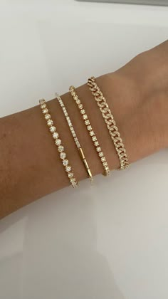 Bracelet Expensive, Expensive Bracelets, Jewelry 2024, Girl Bracelet, Preppy Jewelry, Wrist Jewelry, Gold Girl, Dope Jewelry