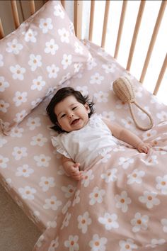 "Daisy Duvet Cover set provides a comfortable and peaceful sleeping environment for your baby and kids thanks to its high quality organic cotton sateen fabric and ideally desinged as boho nursery bedding.  Organic baby quilt offers a soft touch for your little one. SET INCLUDES 1 DUVET COVER, 1 FITTED SHEET & 1 PILLOW CASE. You can choose daisy duvet cover set with or without fitted sheet as well. There are different size options according to your needs such as crib bedding, toddler bedding or t Daisy Bed Sheets, Crib Bedding Sets Girl, Nursery Ideas Daisy, Daisy Boho Nursery, Daisy Nursery Ideas, Daisy Nursery Decor, Boho Daisy Nursery, Daisy Baby Nursery, Daisy Themed Nursery