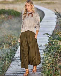 Favorite Maxi Knit Skirt - Regular Relaxed Skirt With Pockets For Fall, Fall Flared Skirt With Pockets, Fall Flared Skirt Bottoms With Pockets, Fall Flowy Skirt With Pockets, Flowy Fall Skirt With Pockets, Versatile Skirt With Pockets, Chic Maxi Skirt For Fall, Tiered Maxi Skirt With Pockets For Day Out, Chic Knit Skirt With Lined Detail