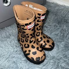 Cheetah Print Hunter Boots. In Brand New Condition. Blonde Glamour, Hunter Brown, Hunter Shoes, Hunter Boots, Shoe Game, Cheetah Print, Color Choices, Jaguar, Panther