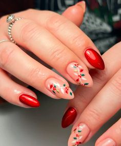 Christmas Nails 2024 Trends, Pretty Christmas Nails, Cuticle Butter, Nail Art Noel, Retro Nails, Cute Christmas Nails, Nails Only, Pretty Christmas