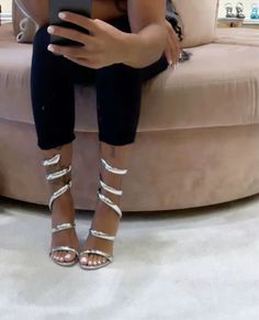 Girls Night Outfit, Cute Shoes Heels, Girls Heels, Cute Heels, Silver Shoes, Shoe Closet, Crazy Shoes