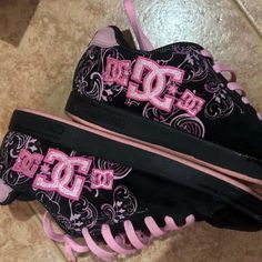 rare black and pink DC shoes Pink Dc Shoes, Pink Shoes Outfit, Mcbling Fashion, Shoes Outfit Fashion, Shoe Wishlist, Funky Shoes, 2000s Fashion Outfits