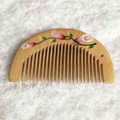 Organic And Natural Peach Wood Comb, Featuring Beautifully Drawn Artistic Morning Glory Flowers On The Vine. Wooden Combs Are Durable, Create Less Static, Suitable For All Hair Types, And They Are Gentle On Your Hair And Scalp. Brand New! Reasonable Offers Considered No Lowball Offers Please! No Trades Bundle And Save! [Tags - Free People, Anthropologie, Zara, H&M, Madewell, Urban Outfitters, Brandy Melville] Wood Villa, Hand Painted Hair, Hairpin Diy, Chinese Hairpin, Morning Glory Flowers, Wood Comb, Wooden Comb, Vintage Hair, Hair Painting