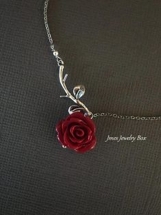 Sweet red rose and silver branch anklet. Very dainty but sturdy. Silver branch, clasp, and extender chain are wire wrapped with stainless steel wire for strength. This anklet is adjustable for 9-11 inches. If you need a smaller or larger size please leave a note during checkout. *Stainless steel chain *Silver brass branch *15mm resin rose *Handmade with love <3 Also Available as a necklace https://www.etsy.com/listing/563432121/silver-branch-necklace-with-red-rose?ref=shop_home_active_6&c Sister Necklace Set, Rose Branch, Branch Bracelet, Resin Rose, Branch Necklace, Sister Bracelet, Rose Bracelet, Friend Bracelets, Rose Pendant