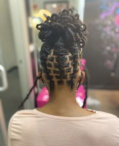 Loc Upstyles For Women, Updo Locs Hairstyles For Women, Short Dreadlocks Hairstyles, Dread Hairstyles For Men, Dreadlock Style, Natural Afro Hairstyles