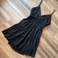 Brand New, Similar To Free People Adella Dress. Stretchy Waist And Ties In The Back. Casual Lace Mini Dress With Ruffle Hem, Black Lace Mini Dress For Beach, Summer Black Mini Dress With Ruffle Hem, Crochet Ruffle Dress, Free People Adella Dress, Fashion Definition, Country Dress, Free People Adella, Zara Floral Dress