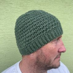 21 Crochet Patterns that are Perfect Makes for Men - Sunflower Cottage Crochet Men’s Crochet Hat Free Pattern Free, Mens Hat Crochet Pattern, Crochet Mens Hat Pattern Free, Crochet Mens Hat Pattern, Mens Hat Pattern, Cottage Crochet, Sunflower Cottage, Small Patterns