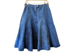 Vintage Sonia Rykiel blue denim midi skirt. Made in France Made of 100$ cotton Front zipper closure Label size 42 /corresponds XL/ Measurements - waist 16''/41cm /need to duplicate/ hip 22''/56cm /need to duplicate/ length 29''/74cm Very good condition. Midi Jean Skirt, Skirt A Line, Midi Jeans, Blue Denim Skirt, Denim Midi Skirt, Sonia Rykiel, Jeans Rock, Jean Skirt, Costume Design