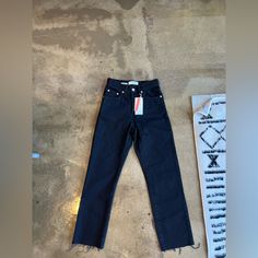 New With Tags! Mango - Havana Straight Jeans - Size 1 - Black - High-Waist - Button Fly - Raw Hem - See Photos For Measurements Distressed Pants, Cream Jeans, Mango Jeans, High Rise Mom Jeans, Destroyed Jeans, Black High Waist, Distressed Denim Jeans, Jeans Button, Denim Cotton