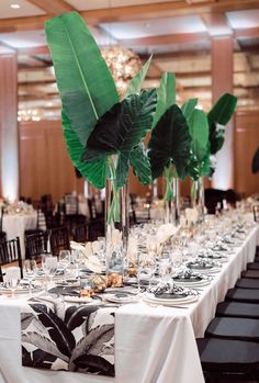 Beach Wedding Ideas: Tropical Glam Reception Tables with Palm Leaves Cool Leaves, Modern Miami, Tropical Glam, Beach Wedding Ideas, Statement Pillow, Beautiful Beach Wedding, Boho Wedding Inspiration, Beach Wedding Decorations