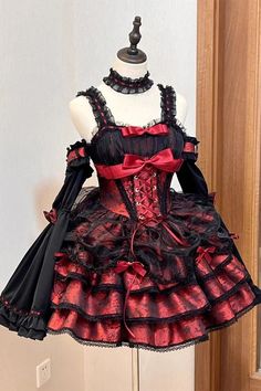 Red Princess Dress, Princess Clothing, Lizzie Hearts, Gothic Princess, Red Clothing, Dark Red Dresses, Puffy Skirt, Style Gothic, Y2k Dress