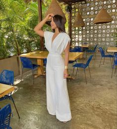 Palazzo Outfit, Casual White Dress, Modest Fashion Outfits, Dress Codes, Modest Fashion, Graduation Dress, Work Outfit, Stylish Outfits