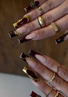 White And Brown Fall Nails, Fall Boujee Nails, Burgundy Black Gold Nails, Brown Toes Acrylic, Dark Feminine Acrylic Nails, Hobo Nail Designs, Fall Nails Birthday, Red Nail Art Acrylic Nails, Baddie Autumn Nails