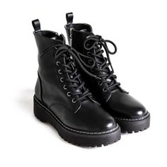 Botas Grunge, Danner Mountain Light Boot, Dream Shoes, Trendy Shoes, Dream Clothes