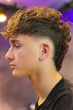 Modern Mullet with Textured Bangs for Teenage Boys Eurohawk Boys Haircut, Teen Boys Haircut Trendy, Haircuts For Teen Boys, Boys Haircut Trendy, Fohawk Haircut Fade, Fade Photography, Blonde Fade, Fohawk Haircut