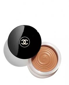 Shop CHANEL  LES BEIGES Healthy Glow Bronzing Cream online at Macys.com. A lightweight cream-gel face bronzer with a velvet-matte finish that enhances skin with a sun-kissed glow. Chanel Les Beiges Healthy Glow, Chanel Les Beiges, Too Faced Bronzer, Shopping Chanel, Velvet Matte, Makeup Reviews, Healthy Glow, Inner Beauty, Bronzer