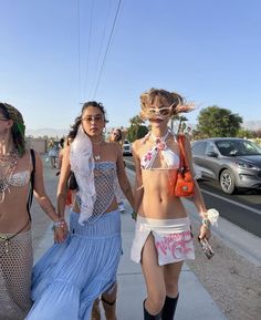 Valentina Bilbao, Beach Festival Outfit, Rave Fit, Festival Inspo, Festival Outfits Rave, Summer Festival Outfit, Outfits Rave