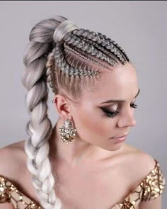 Cool Braided Hairstyles, Braids For White Women, Ponytail Braid Hairstyles, Makijaż Sugar Skull, Cornrow Designs, Hair Job, Cornrow Ponytail, Viking Hair