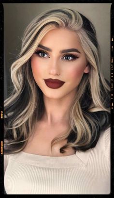 Medium Length Dark Hair with Blonde Blonde Underneath Hair, Blonde Underneath, Color Block Hair, Rambut Brunette, Hair Color Underneath, Peekaboo Hair, 2023 Hair, Money Piece, Brown Blonde Hair