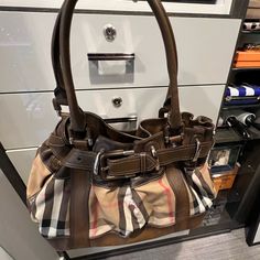 Great Classic Handbag From Burberry. Burberry Handbags Classic, Burberry Classic, Classic Handbags, Classic Bags, Burberry Bag, Shoulder Bags, Black And Brown, Burberry, Bag Lady