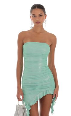 Shimmer Strapless Dress in Green | LUCY IN THE SKY Aqua Hoco Dress, Turquoise Hoco Dress, Teal Hoco Dresses, Teal Homecoming Dresses, Green Hoco Dresses, Unique Hoco Dresses, Green Hoco Dress, Pretty Homecoming Dresses, Promotion Dresses