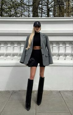 #TopOutfit #FashionGoals #StylishLook #OutfitInspiration #ChicStyle #TrendyFashion #Fashionista #OOTD #StyleInspo #WardrobeEssentials Official Outfits For Women, Elegant Classy Outfits, Outfits For Work, Summer Outfits For Teens, Event Outfit, After Hours, Autumn Outfit, Outfits Women