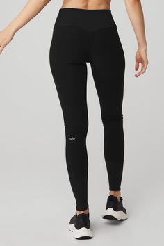 Cut from our softest performance fabric to date, the High-Waist Alosoft Lounge Legging is seriously comfy & so on-point for practice & beyond. Ribbed details at the waistband & cuffs and a sweet, contouring back seam for added lift give this forever-fave status. Throw on your fave Alo coverup or make it a full look with a super-soft Alosoft bra look. Super-velvety performance Alosoft with back contouring On-trend high waist & cool ribbed details Designed & uniquely fit to flatter every size Wear Fitness Attire, Alo Leggings, Alo Yoga Leggings, Wishlist Ideas, Womens Black Pants, Brand Clothes, Performance Leggings, Womens Capris, Birthday Wishlist