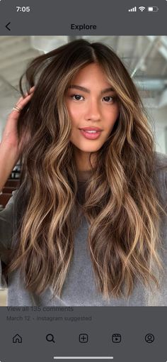 Blonde For Brown Hair, Outgrown Balayage Hair, Carmel Highlights Money Piece, Dark Brown To Honey Blonde Balayage, Boliage Hair Brown With Money Pieces, Shadow Root Brown Hair, Warm Honey Brunette, Brown Hair With Caramel Highlights And Money Pieces, Warm Fall Highlights