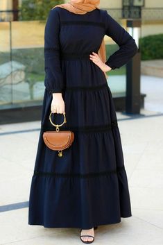 Modest Maxi Dress, Black Boho, Abaya Designs, Muslim Fashion Outfits, Muslimah Fashion Outfits, Abaya Dress, Hijab Fashion Inspiration