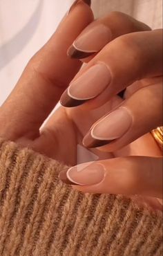 Manicured Nails, Dropshipping Shopify, Dropshipping Store, Minimal Nails, Shopify Dropshipping, Blue Nail, Shopify Website