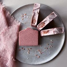 This soap combines Himalayan salt and pink clay in an artisan, organic bar that's perfect for all skin types. An ideal, thoughtful gift, it supports zero-waste self-care with its natural ingredients. This soap leaves skin feeling soft, smooth, and radiant, making it a luxurious addition to any daily skincare regimen. Product Details: ▪︎ Ingredients: Cocos Nucifera (Coconut) Oil, Brassica napus canola (Canola) Oil, Ricinus Communis (Castor) Seed Oil, Organic Beef Tallow, Himalayan Salt (10 French Brassica Napus, Soap Leaves, Beeswax Soap, Soap Inspiration, Organic Bar, French Pink Clay, Castor Seed, Beef Tallow, Cocos Nucifera