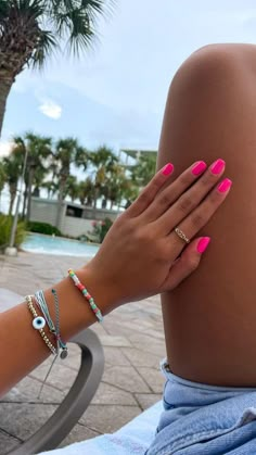 Nail Color Ideas Short Nails, Hawaii Nails, Hoco Nails, Cruise Nails, Spring Break Nails, Beachy Nails, Nail Color Ideas, Short Gel Nails, Hot Pink Nails