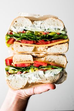 Bagel Sandwich Lunch, Veggie Bagel, Scallion Cream Cheese, Vegan Bagel, Cream Cheese Sandwiches, Homemade Chocolate Bars, Breakfast Bagel