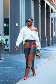 New York Winter Fashion, Best Black Friday Sales, Looks Street Style, Looks Black, Black Women Fashion, Looks Chic, Plaid Skirt, Fall Fashion Outfits, Winter Fashion Outfits