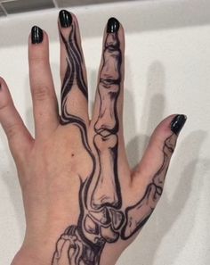 Half skeleton bone hand black tatto
Edgy punk grunge halloween cool Bone Hand Tattoo, Skeleton Hand Tattoos, Tattoo Main, Mekap Mata, Bone Tattoos, Sharpie Tattoos, Pen Tattoo