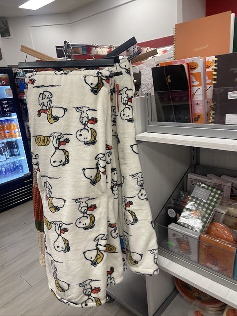 super adorable snoopy blanket, saw it while searching for pajama pants <33# Snoopy Blanket, Cozy Fall, Things To Buy, Room Ideas, Pajama Pants, Sweet Home, Snoopy, Adidas, Pants